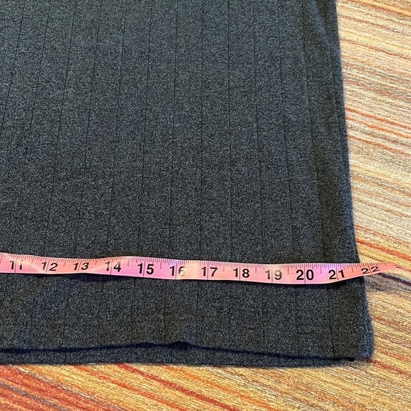 Haggar Mens Mock V-Neck Ribbed Sweater - Picture 9 of 9